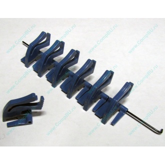 Пластиковые защелки от серверов HP для планок-заглушек PCI (Евпатория)