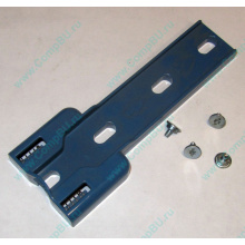 Синий пластмассовый фиксатор-защёлка HP 224981-001 для 5.25" устройств в HP ML370 (Евпатория)